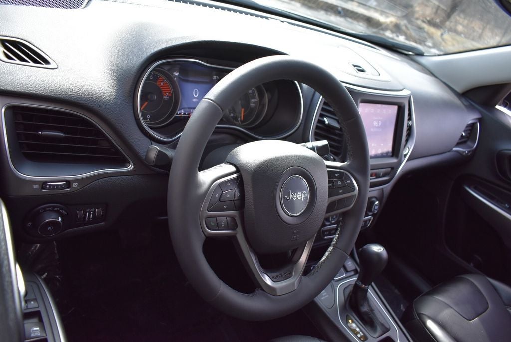 2022 Jeep Cherokee Latitude Lux