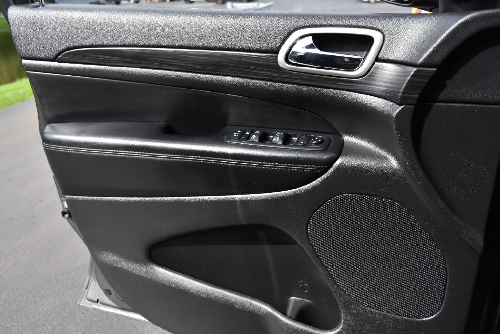 2020 Jeep Grand Cherokee Laredo E