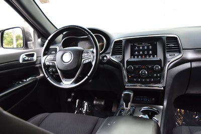 2020 Jeep Grand Cherokee Laredo E