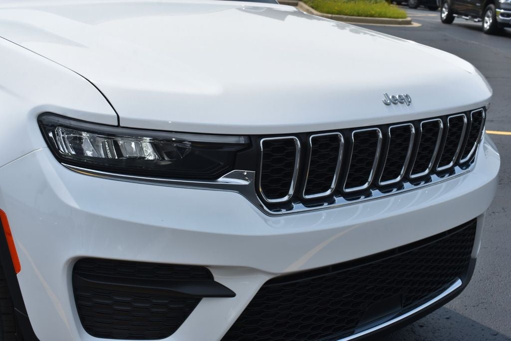 2026 Jeep Grand Cherokee Laredo X