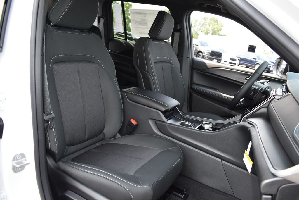 2026 Jeep Grand Cherokee Laredo X