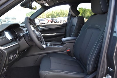 2026 Jeep Grand Cherokee Laredo X