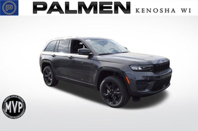 2025 Jeep Grand Cherokee Laredo