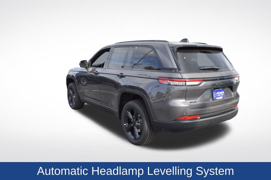 2025 Jeep Grand Cherokee Laredo