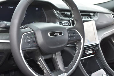 2026 Jeep Grand Cherokee Laredo