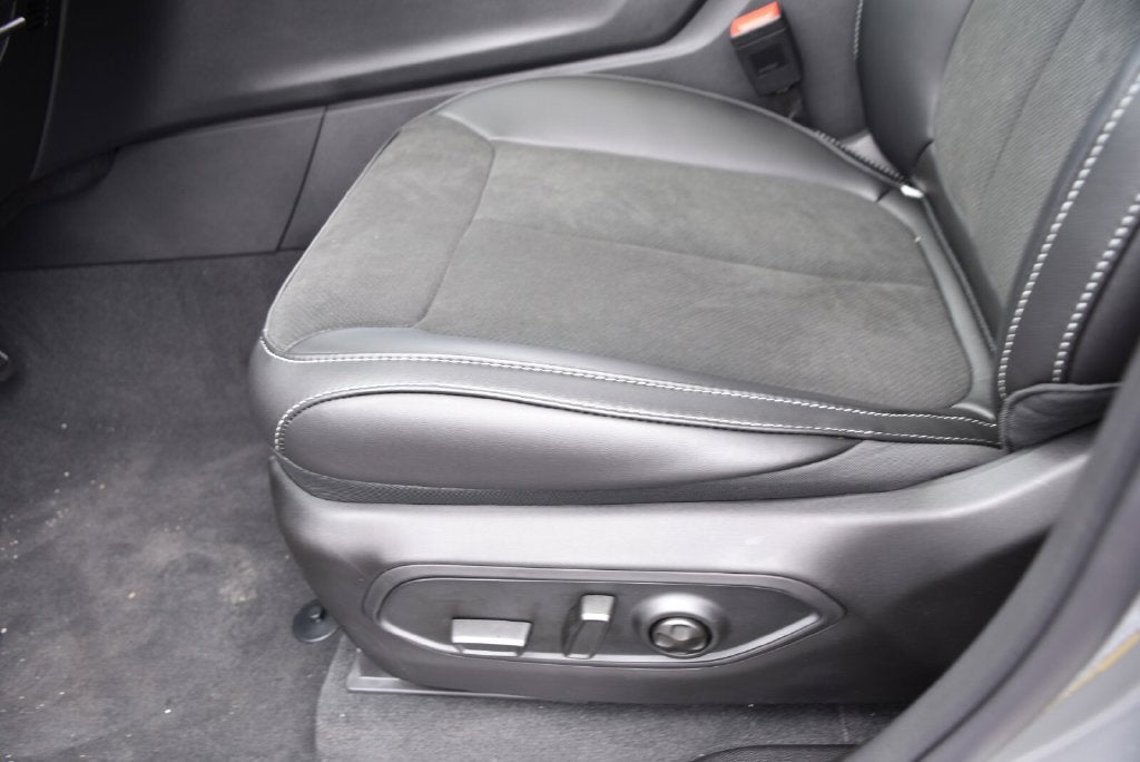 2027 Jeep Grand Cherokee Altitude