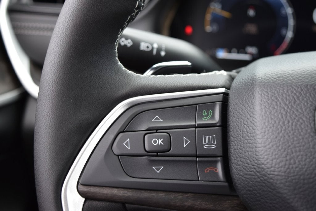 2027 Jeep Grand Cherokee Altitude