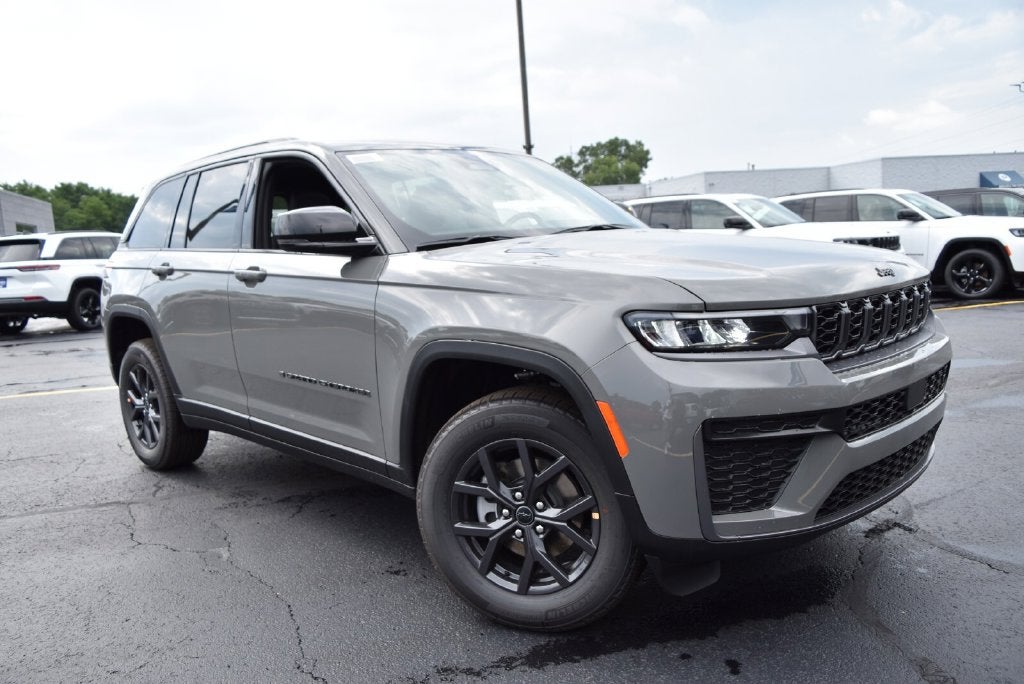 2027 Jeep Grand Cherokee Altitude