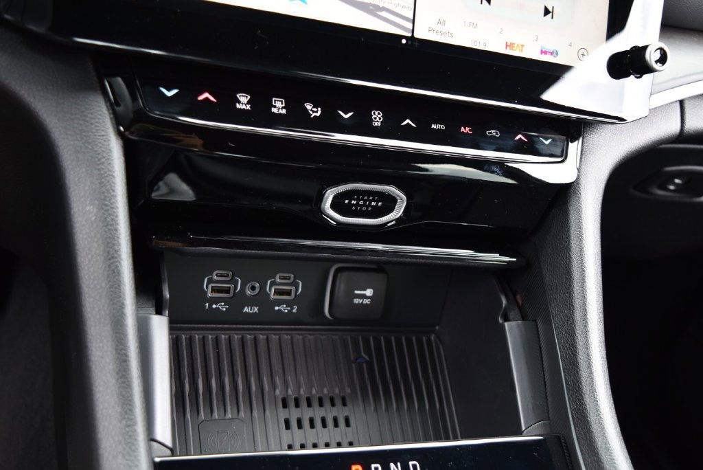 2027 Jeep Grand Cherokee Altitude
