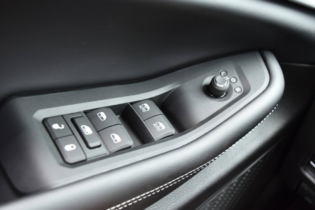 2027 Jeep Grand Cherokee Altitude