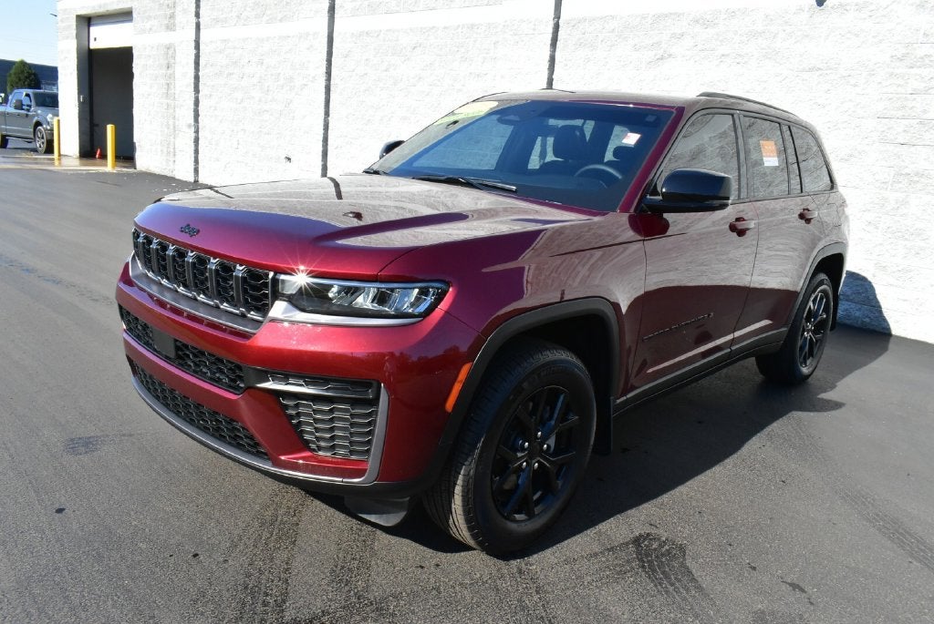 2026 Jeep Grand Cherokee Altitude