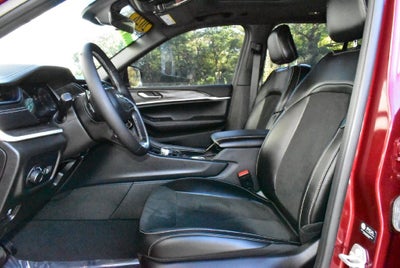 2026 Jeep Grand Cherokee Altitude