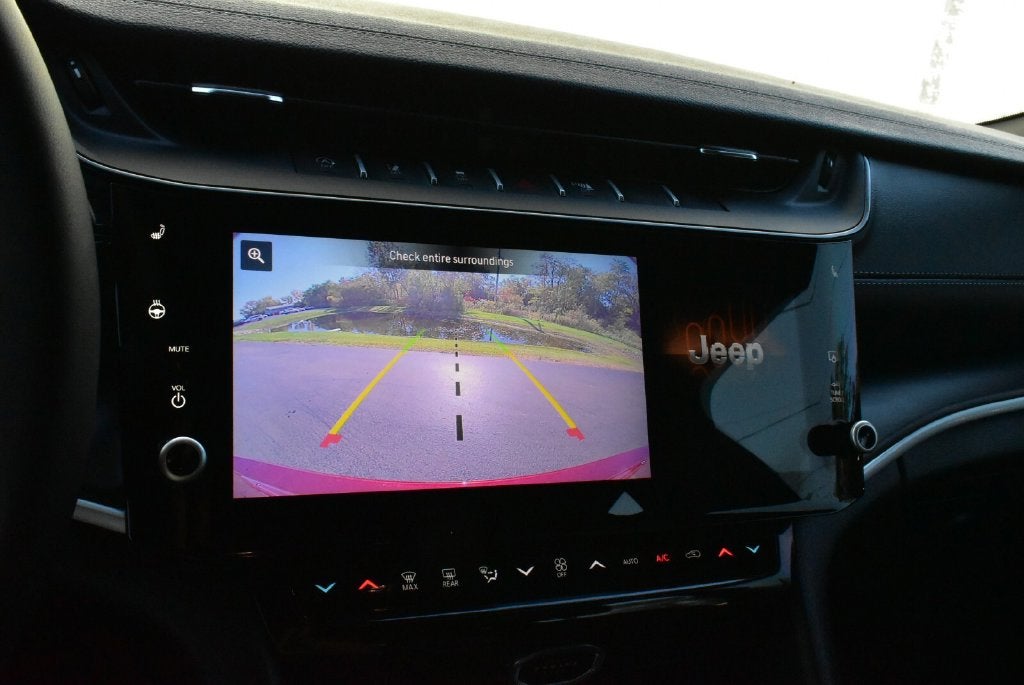 2026 Jeep Grand Cherokee Altitude