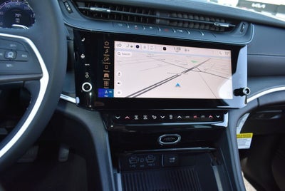 2026 Jeep Grand Cherokee Altitude