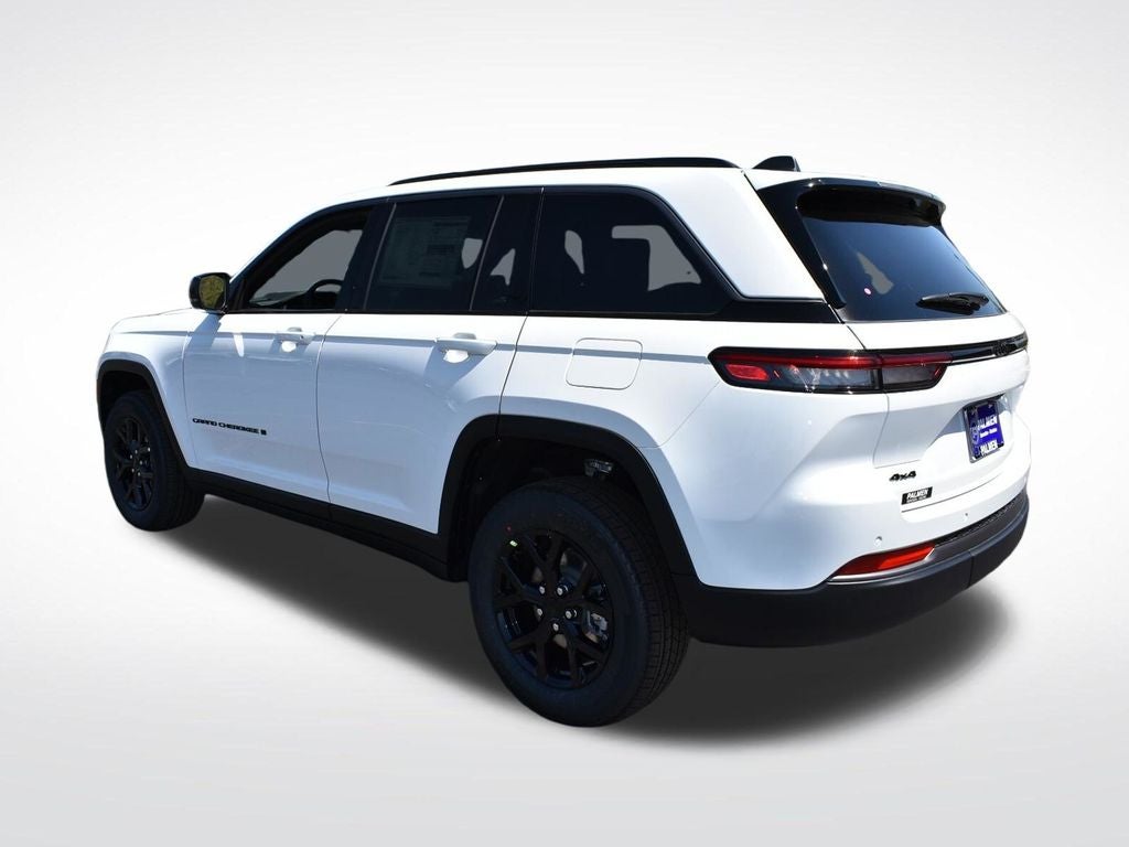2026 Jeep Grand Cherokee Altitude