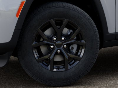 2026 Jeep Grand Cherokee Laredo Altitude