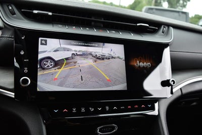 2027 Jeep Grand Cherokee Altitude