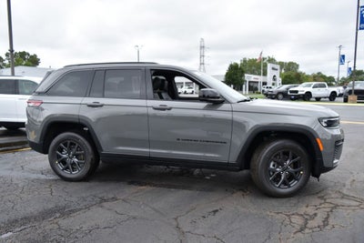 2027 Jeep Grand Cherokee Altitude