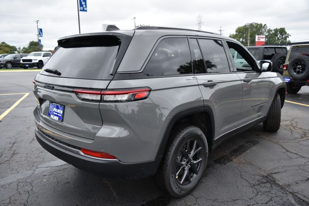 2027 Jeep Grand Cherokee Altitude