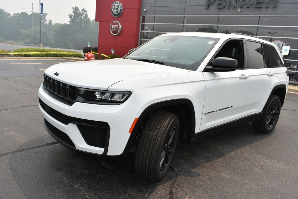 2026 Jeep Grand Cherokee Altitude