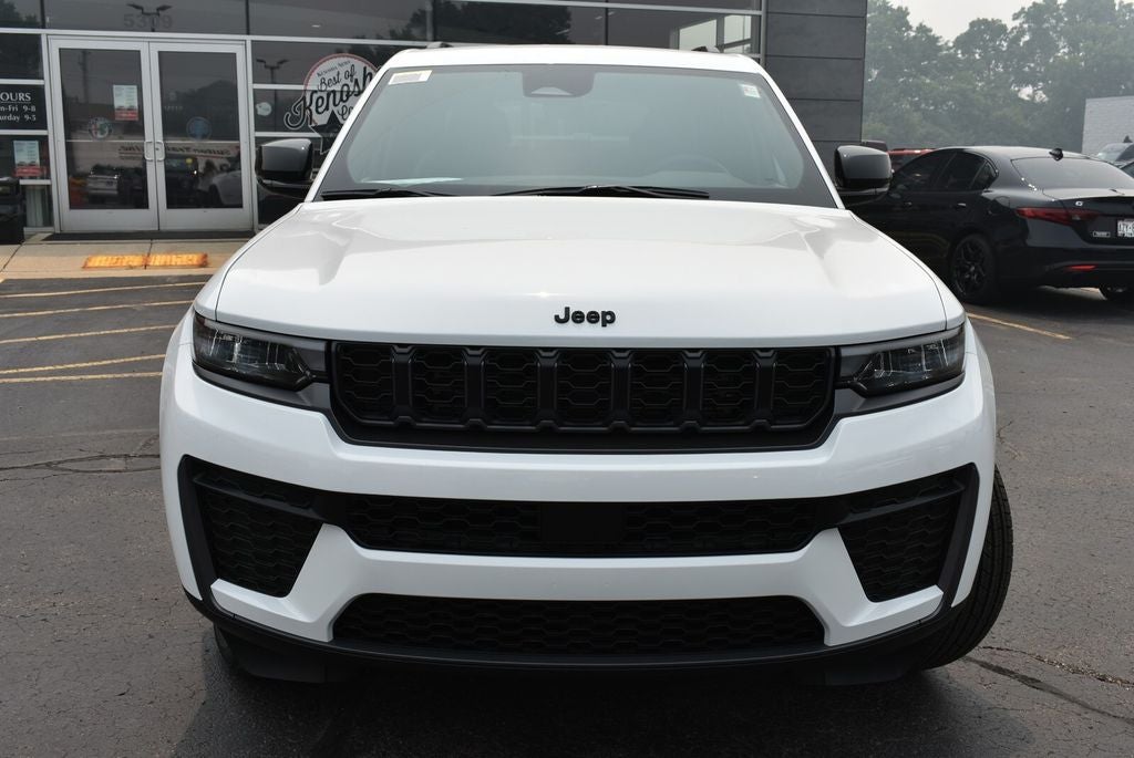 2026 Jeep Grand Cherokee Altitude