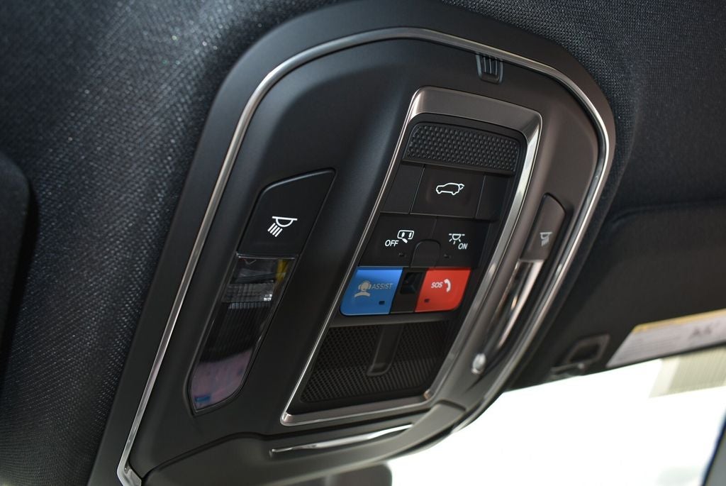 2026 Jeep Grand Cherokee Altitude