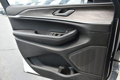 2026 Jeep Grand Cherokee Altitude