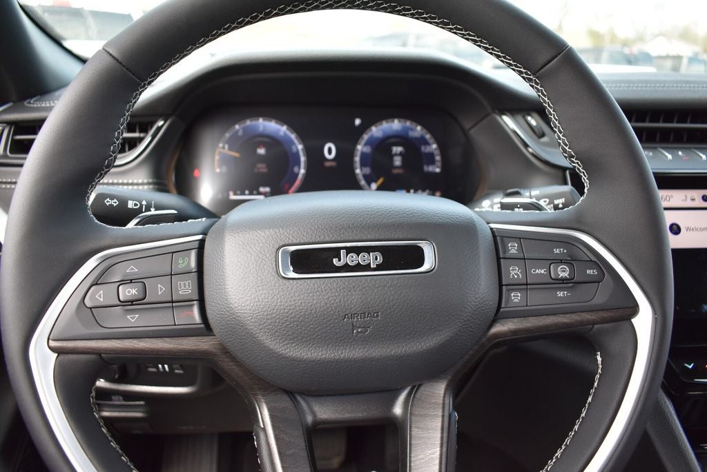 2026 Jeep Grand Cherokee Laredo