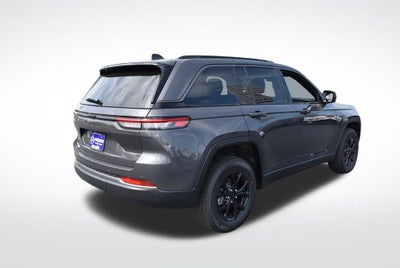 2026 Jeep Grand Cherokee Laredo