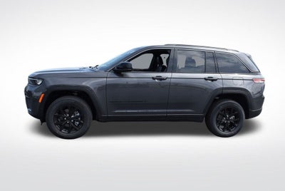 2026 Jeep Grand Cherokee Laredo