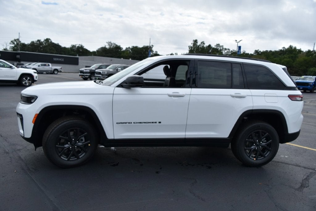 2027 Jeep Grand Cherokee Altitude