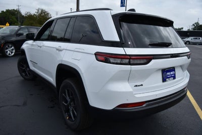 2027 Jeep Grand Cherokee Altitude