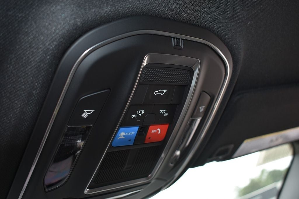 2026 Jeep Grand Cherokee Altitude