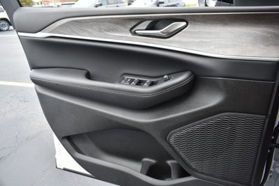 2026 Jeep Grand Cherokee Altitude
