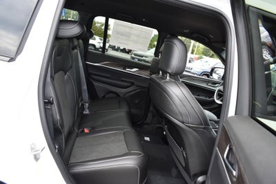 2026 Jeep Grand Cherokee Altitude