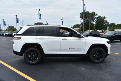 2026 Jeep Grand Cherokee Altitude