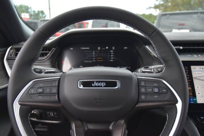 2027 Jeep Grand Cherokee Altitude