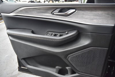 2027 Jeep Grand Cherokee Altitude