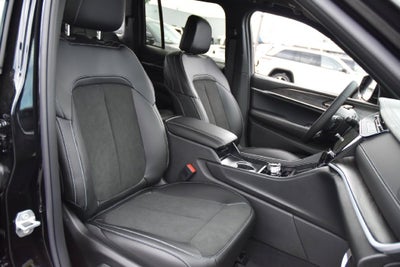 2027 Jeep Grand Cherokee Altitude