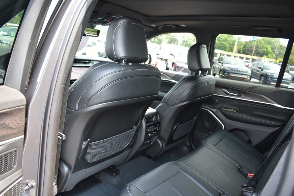 2026 Jeep Grand Cherokee Limited Reserve