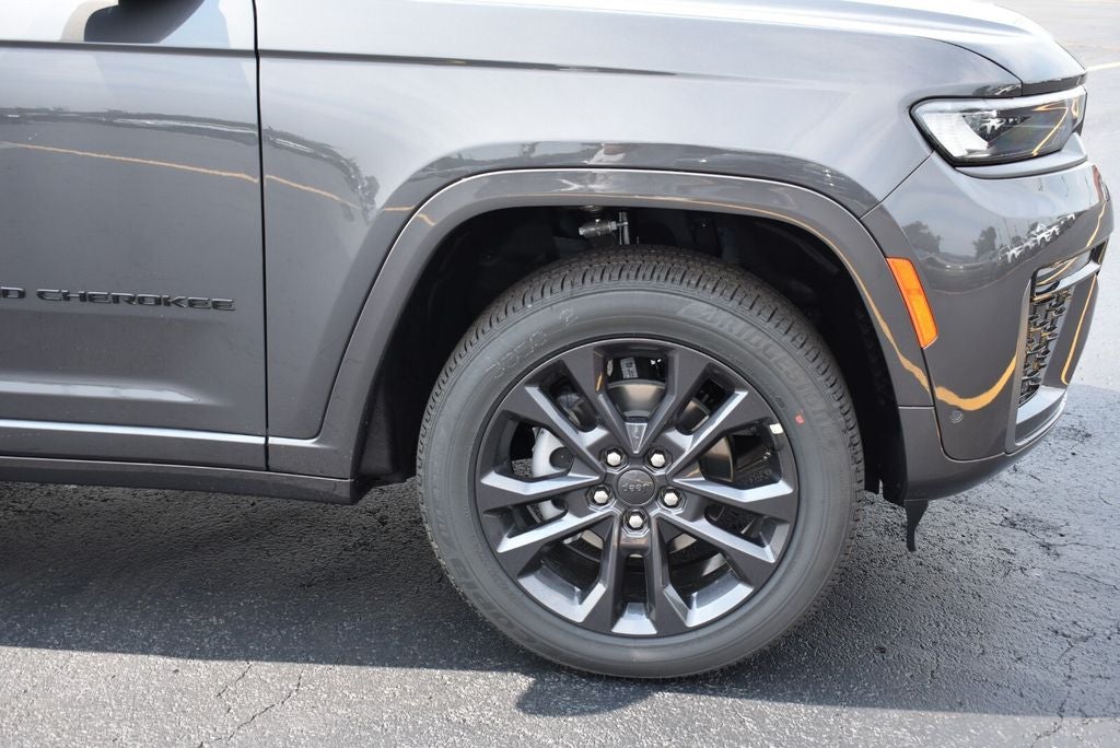 2026 Jeep Grand Cherokee Limited Reserve