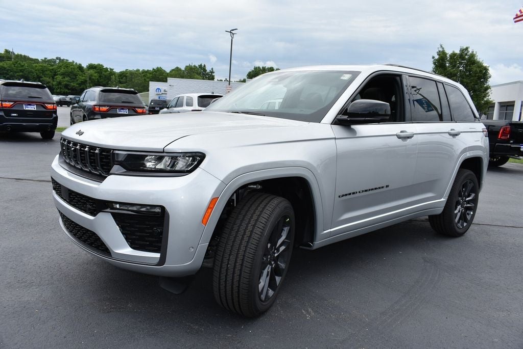 2026 Jeep Grand Cherokee Limited Reserve