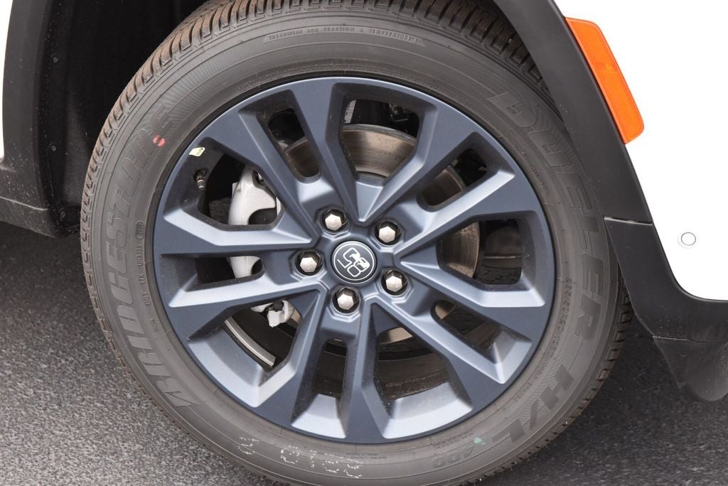 2026 Jeep Grand Cherokee 85th Anniversary Edition