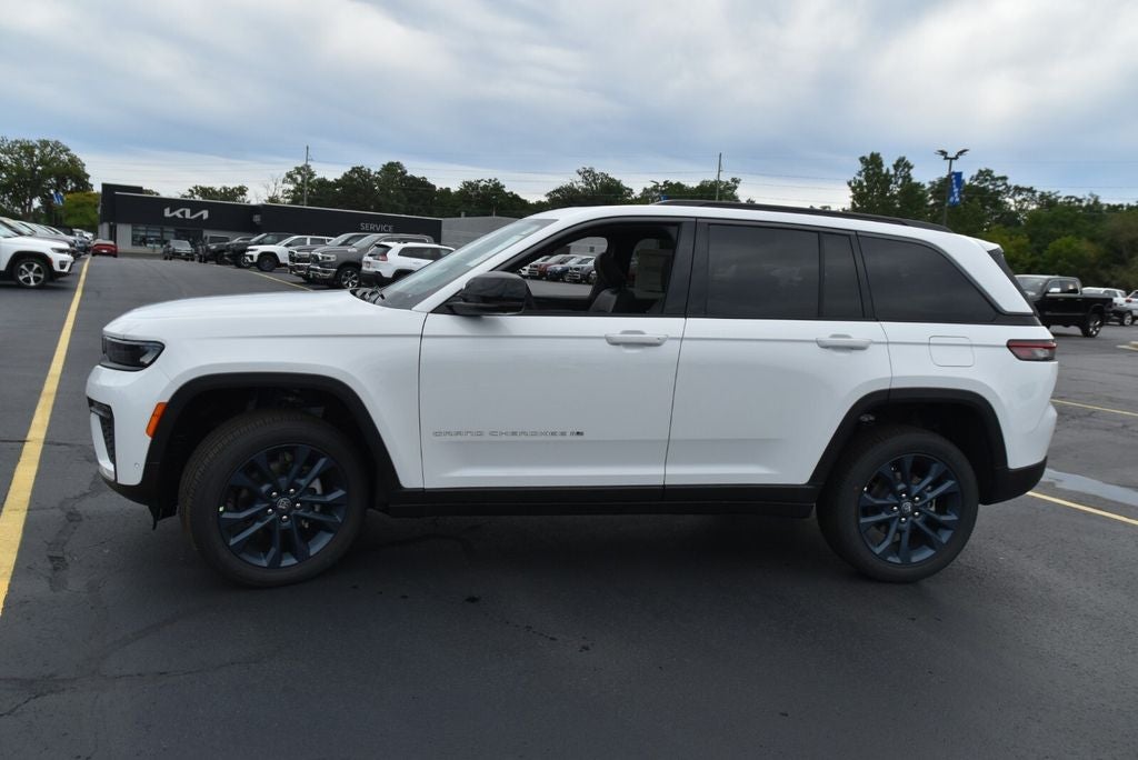 2026 Jeep Grand Cherokee 85th Anniversary Edition