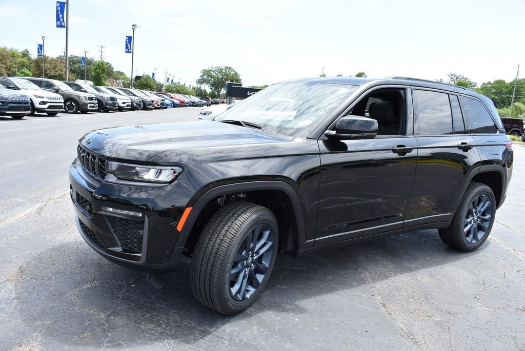 2026 Jeep Grand Cherokee 85th Anniversary Edition