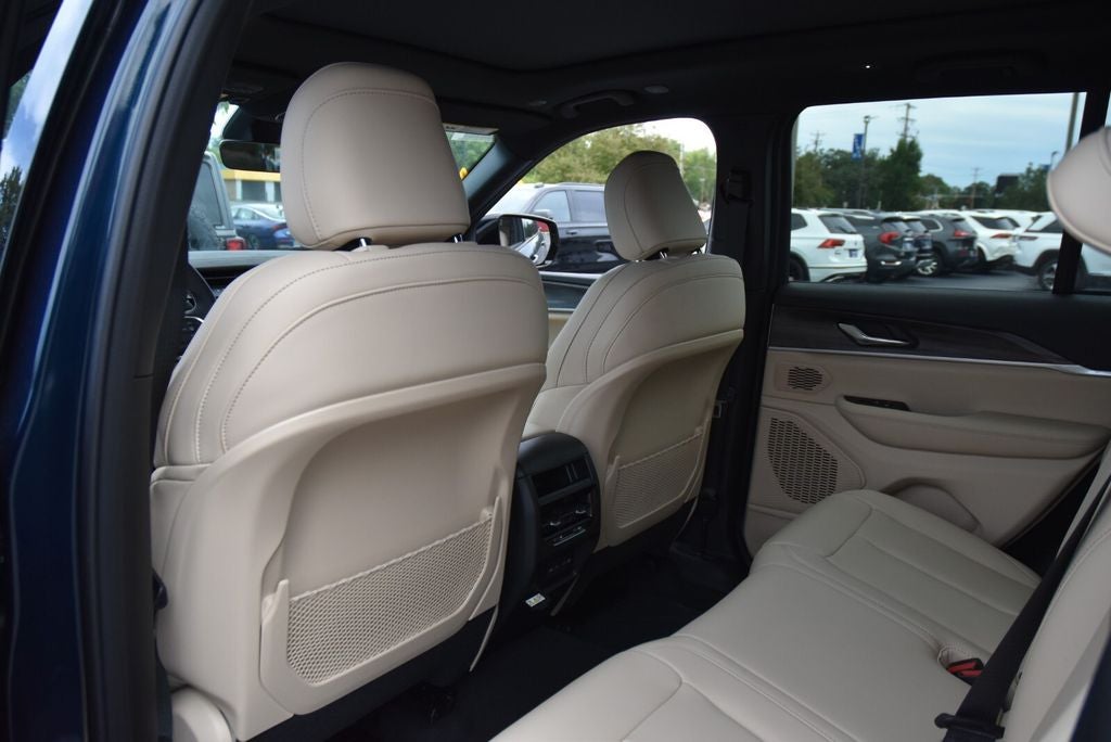 2027 Jeep Grand Cherokee Limited