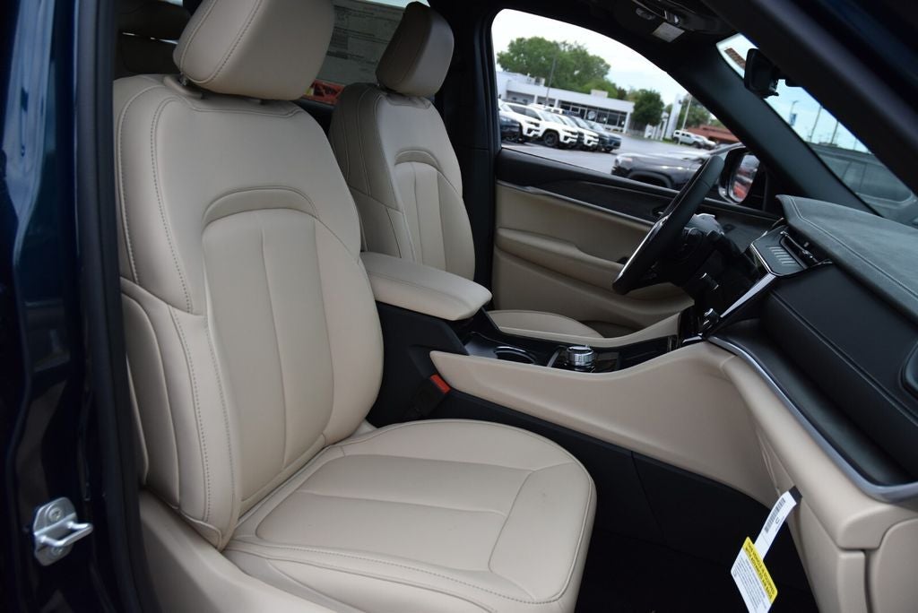2027 Jeep Grand Cherokee Limited