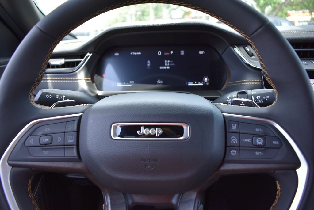 2026 Jeep Grand Cherokee 85th Anniversary Edition
