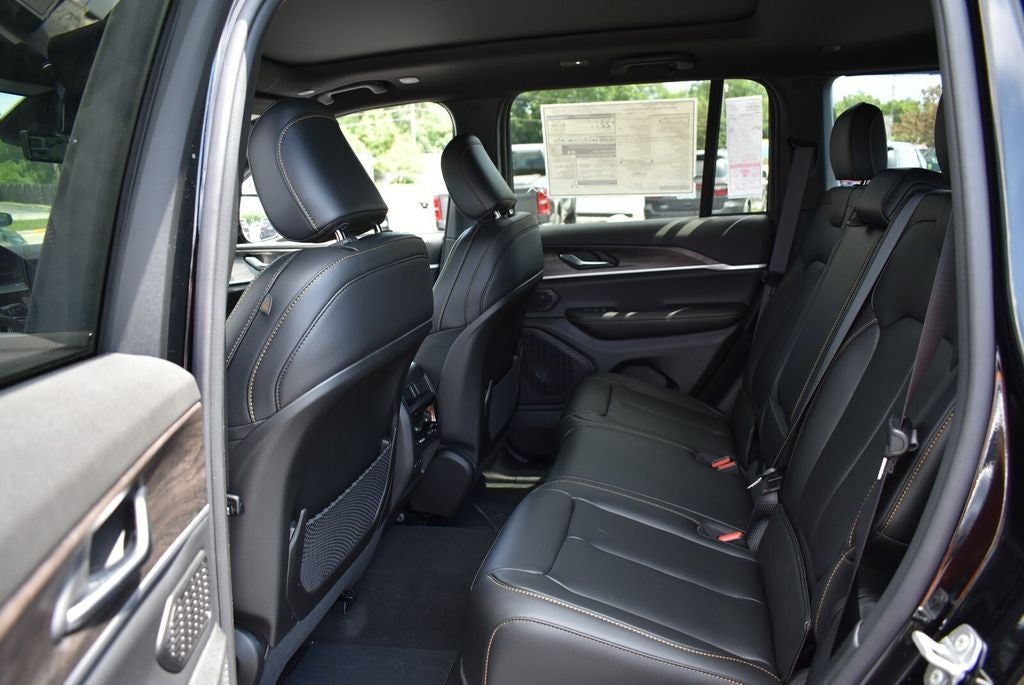 2026 Jeep Grand Cherokee 85th Anniversary Edition