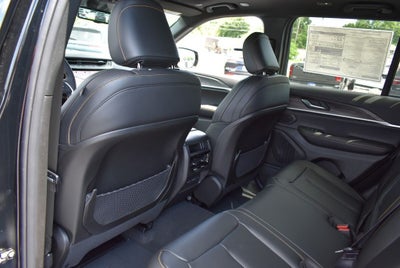 2026 Jeep Grand Cherokee 85th Anniversary Edition